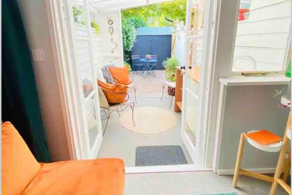 The Yellow Door Whitstable - Peaceful Retreat Close To Beach 外观 照片