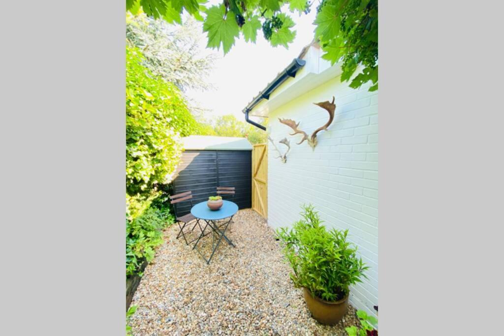 The Yellow Door Whitstable - Peaceful Retreat Close To Beach 外观 照片